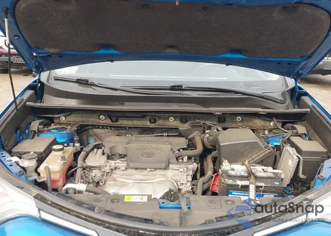 2018 Toyota Rav4 Le z USA, uszkodzony, nr VIN JTMBFREV0JJ186067